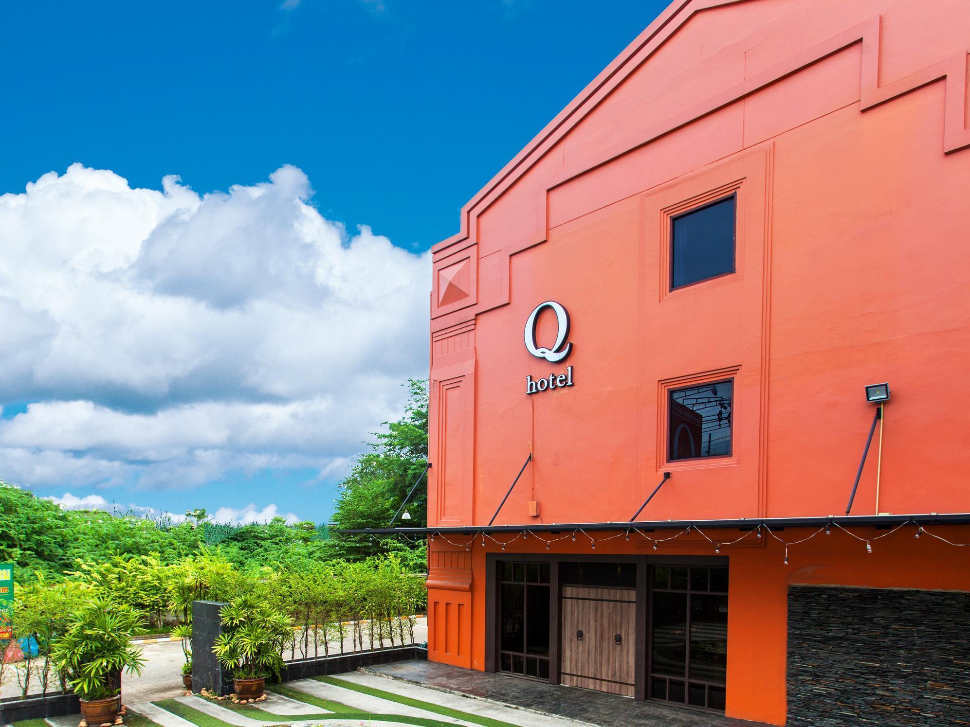 Q Hotel Bangkok Exteriör bild